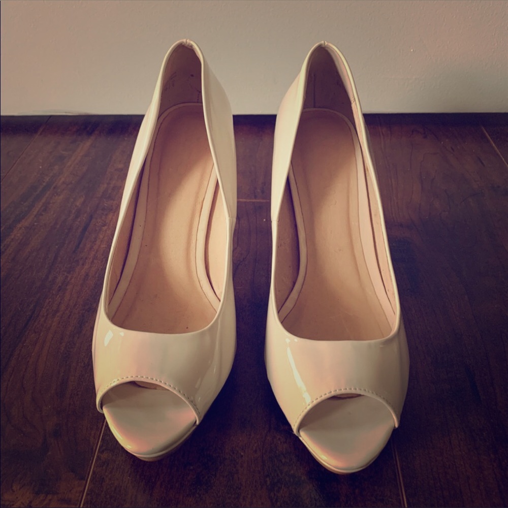 Aldo peep toe pumps